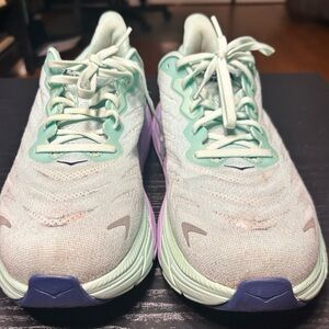 Hoka One One Arahi 6 size 11W 9.5M